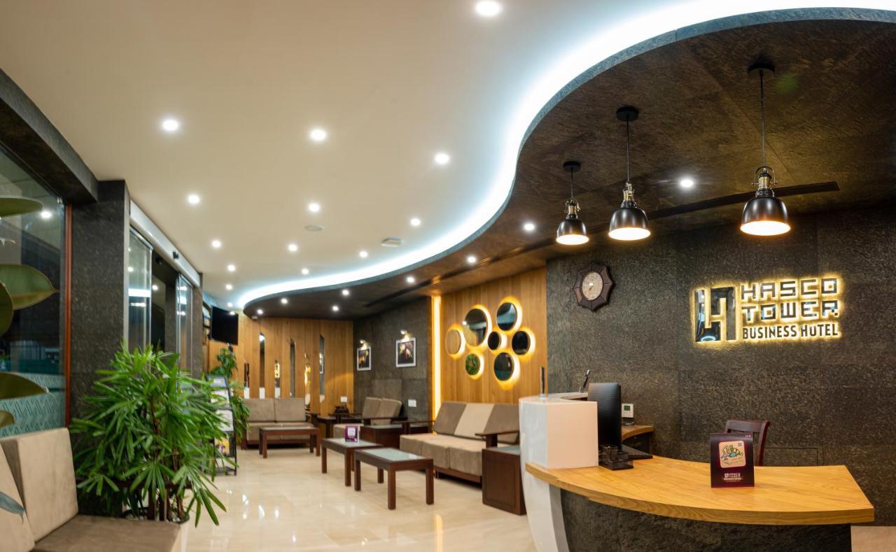 Hasco Tower Hotell Palakkad Exteriör bild